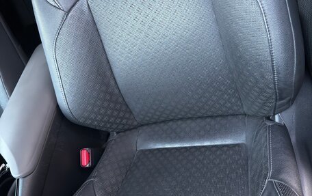 Toyota C-HR I рестайлинг, 2021 год, 2 850 000 рублей, 9 фотография