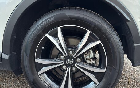 Toyota C-HR I рестайлинг, 2021 год, 2 850 000 рублей, 7 фотография