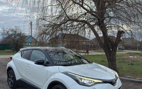 Toyota C-HR I рестайлинг, 2021 год, 2 850 000 рублей, 11 фотография