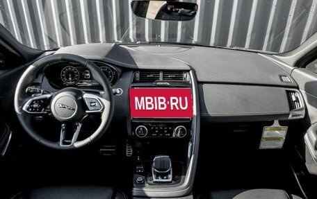 Jaguar E-Pace, 2024 год, 6 445 000 рублей, 16 фотография