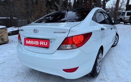 Hyundai Solaris II рестайлинг, 2014 год, 790 000 рублей, 3 фотография