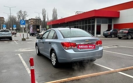 Chevrolet Cruze II, 2011 год, 595 000 рублей, 3 фотография