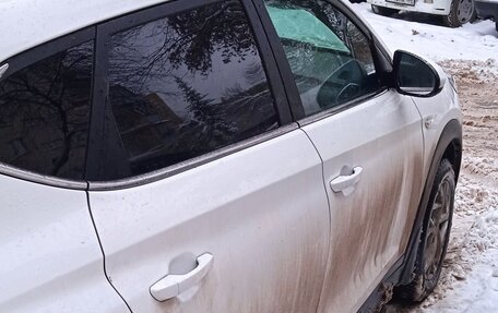 Hyundai Tucson III, 2019 год, 2 040 000 рублей, 2 фотография