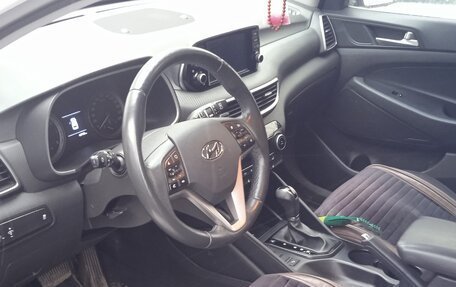 Hyundai Tucson III, 2019 год, 2 040 000 рублей, 7 фотография