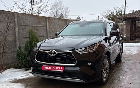 Toyota Highlander, 2025 год, 6 130 000 рублей, 1 фотография