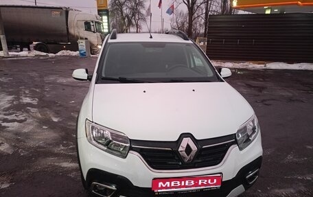 Renault Sandero II рестайлинг, 2021 год, 1 560 000 рублей, 1 фотография