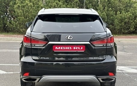 Lexus RX IV рестайлинг, 2020 год, 3 780 000 рублей, 7 фотография