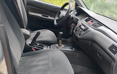 Mitsubishi Lancer IX, 2005 год, 300 000 рублей, 12 фотография