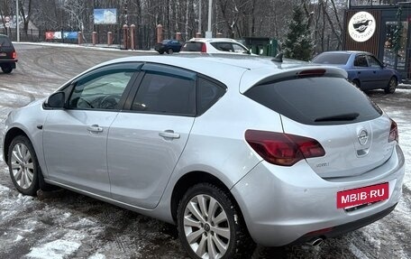 Opel Astra J, 2010 год, 790 000 рублей, 4 фотография
