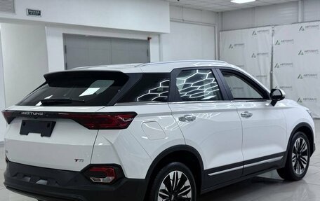 FAW Bestune T77, 2023 год, 2 598 000 рублей, 3 фотография