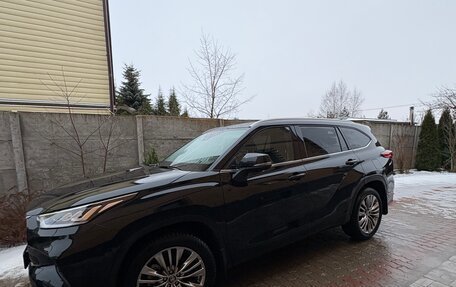 Toyota Highlander, 2025 год, 6 130 000 рублей, 4 фотография