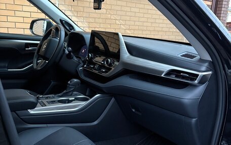 Toyota Highlander, 2025 год, 6 130 000 рублей, 10 фотография