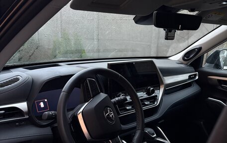 Toyota Highlander, 2025 год, 6 130 000 рублей, 11 фотография