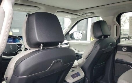 Lincoln Navigator, 2025 год, 12 256 000 рублей, 23 фотография