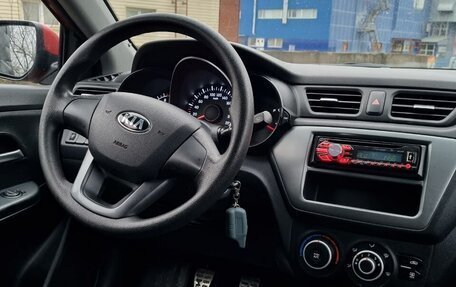 KIA Rio III рестайлинг, 2013 год, 850 000 рублей, 10 фотография