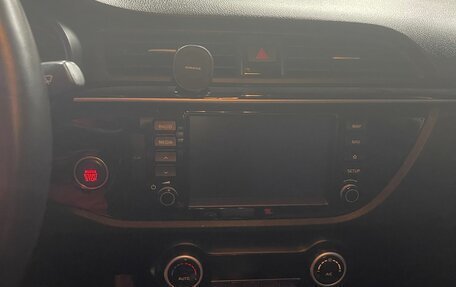 KIA Rio IV, 2019 год, 1 540 000 рублей, 8 фотография