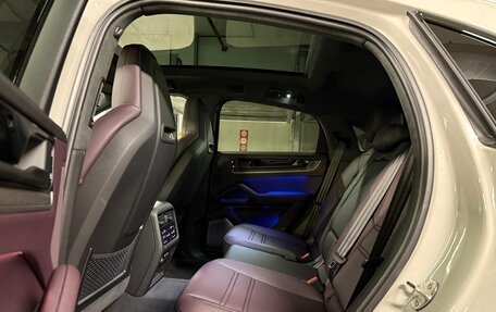 Porsche Cayenne III, 2025 год, 18 775 000 рублей, 23 фотография