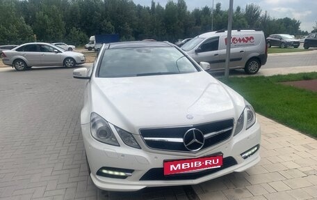 Mercedes-Benz E-Класс, 2012 год, 1 150 000 рублей, 1 фотография