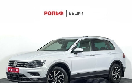 Volkswagen Tiguan II, 2019 год, 2 447 000 рублей, 1 фотография