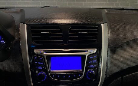 Hyundai Solaris II рестайлинг, 2014 год, 741 000 рублей, 2 фотография