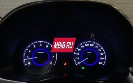 Hyundai Solaris II рестайлинг, 2014 год, 741 000 рублей, 11 фотография