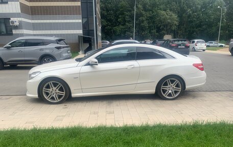 Mercedes-Benz E-Класс, 2012 год, 1 150 000 рублей, 6 фотография