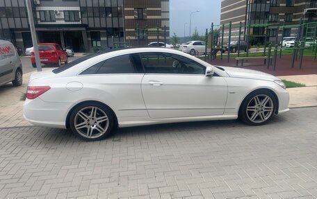 Mercedes-Benz E-Класс, 2012 год, 1 150 000 рублей, 7 фотография