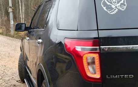 Ford Explorer VI, 2013 год, 1 670 000 рублей, 7 фотография