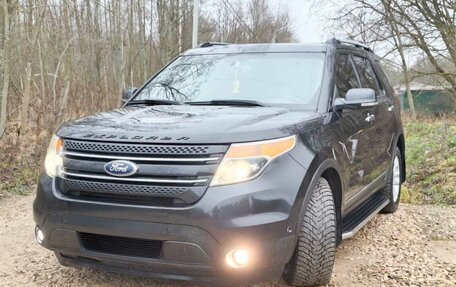 Ford Explorer VI, 2013 год, 1 670 000 рублей, 13 фотография