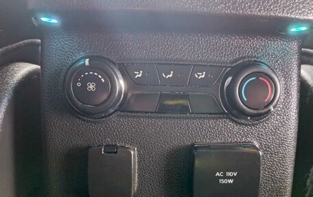 Ford Explorer VI, 2013 год, 1 670 000 рублей, 25 фотография