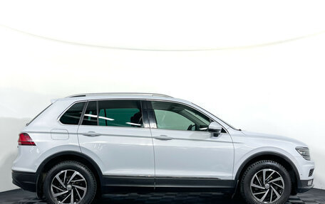 Volkswagen Tiguan II, 2019 год, 2 447 000 рублей, 4 фотография