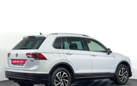 Volkswagen Tiguan II, 2019 год, 2 447 000 рублей, 5 фотография