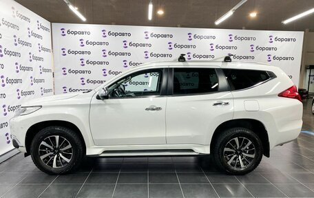 Mitsubishi Pajero Sport III рестайлинг, 2018 год, 2 800 000 рублей, 5 фотография