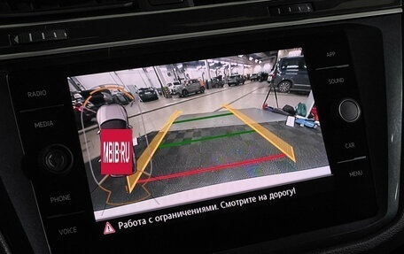 Volkswagen Tiguan II, 2019 год, 2 447 000 рублей, 14 фотография