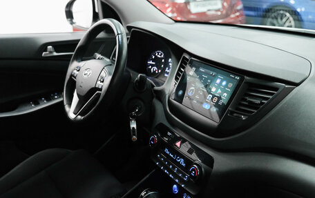 Hyundai Tucson III, 2018 год, 2 235 000 рублей, 16 фотография