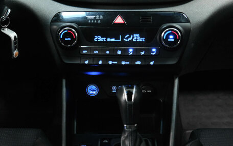 Hyundai Tucson III, 2018 год, 2 235 000 рублей, 21 фотография