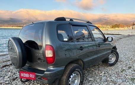 Chevrolet Niva I рестайлинг, 2005 год, 420 000 рублей, 3 фотография