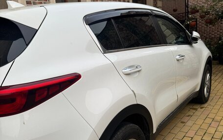 KIA Sportage IV рестайлинг, 2018 год, 1 900 000 рублей, 4 фотография