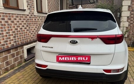 KIA Sportage IV рестайлинг, 2018 год, 1 900 000 рублей, 11 фотография