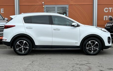 KIA Sportage IV рестайлинг, 2017 год, 2 000 000 рублей, 4 фотография