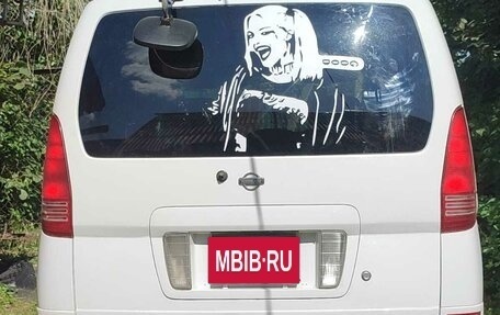 Nissan Serena II, 2000 год, 450 000 рублей, 3 фотография