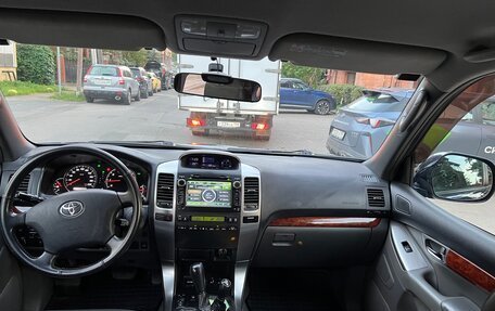 Toyota Land Cruiser Prado 120 рестайлинг, 2006 год, 4 450 000 рублей, 19 фотография