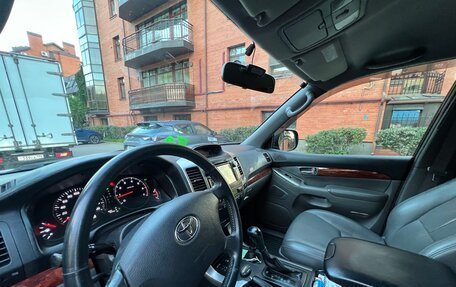 Toyota Land Cruiser Prado 120 рестайлинг, 2006 год, 4 450 000 рублей, 24 фотография