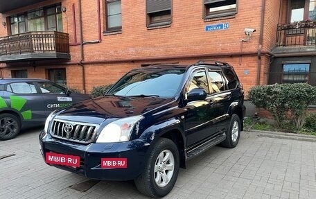 Toyota Land Cruiser Prado 120 рестайлинг, 2006 год, 4 450 000 рублей, 26 фотография