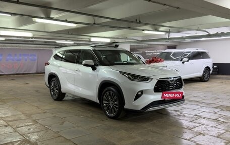 Toyota Highlander, 2025 год, 5 470 000 рублей, 22 фотография