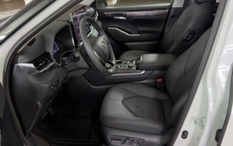 Toyota Highlander, 2025 год, 5 470 000 рублей, 31 фотография