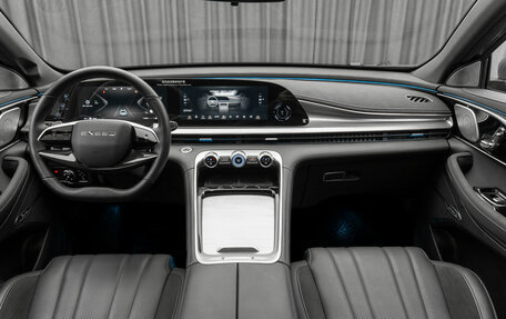 CheryExeed TXL, 2024 год, 3 000 000 рублей, 10 фотография