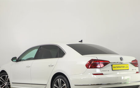 Volkswagen Passat B8 рестайлинг, 2016 год, 1 779 000 рублей, 7 фотография