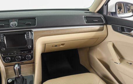 Volkswagen Passat B8 рестайлинг, 2016 год, 1 779 000 рублей, 16 фотография