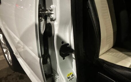 Land Rover Freelander II рестайлинг 2, 2013 год, 1 700 000 рублей, 8 фотография